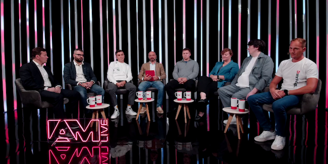 Эксперты в студии AM Live Эксперты в студии AM Live