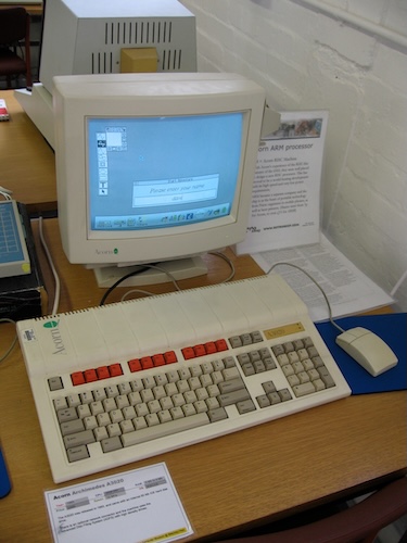 Персональный компьютер Acorn Archimedes A3020